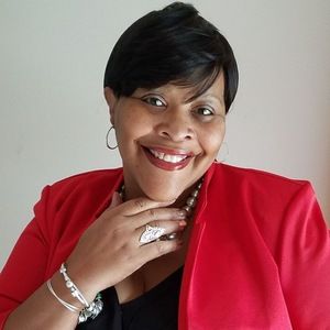 Meet your Posher, Myra